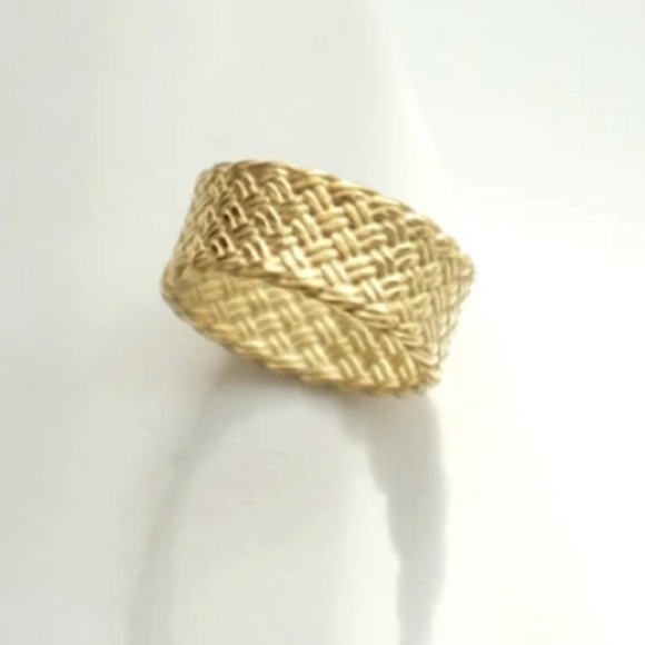 Gorgeous Gold Woven Textured Band Ring - Picture 3 of 7